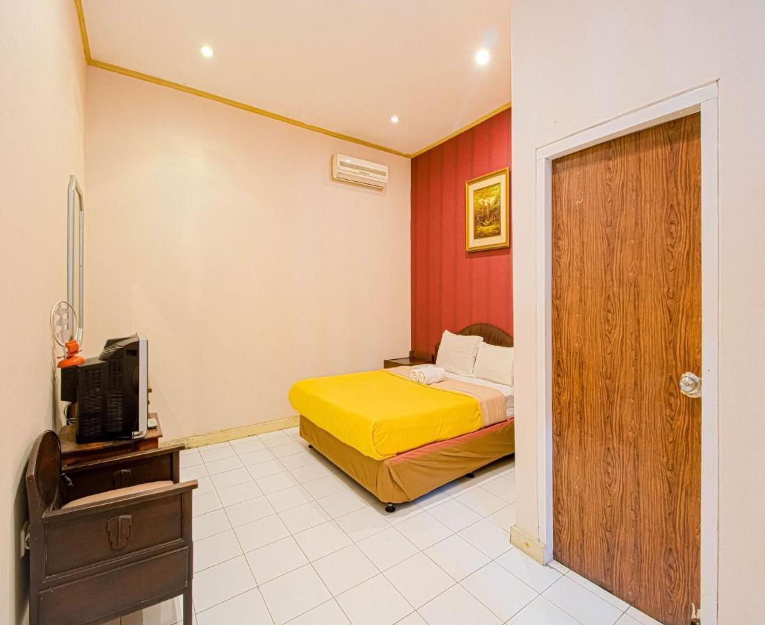 D'Talent Hotel Yogyakarta Extérieur photo