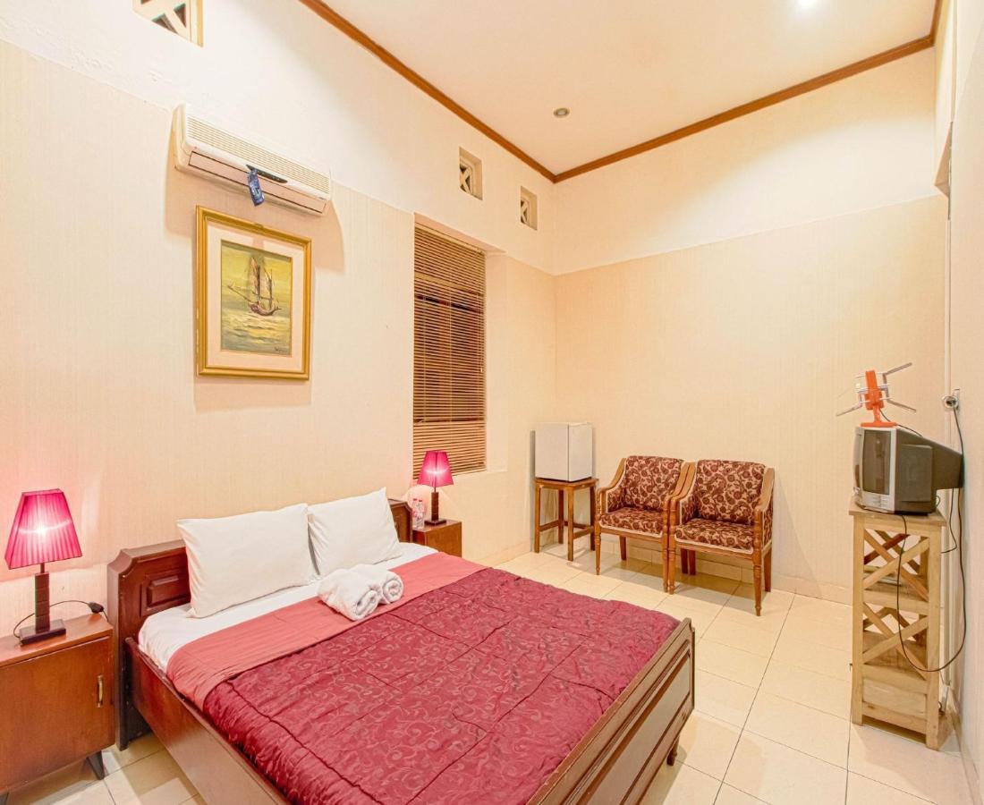 D'Talent Hotel Yogyakarta Extérieur photo
